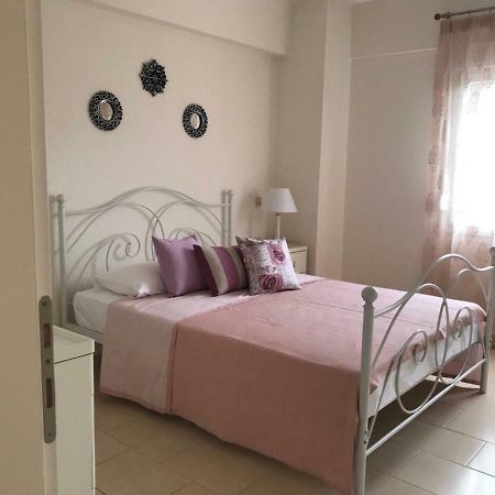 Appartamento Irina House Pefkohori Esterno foto