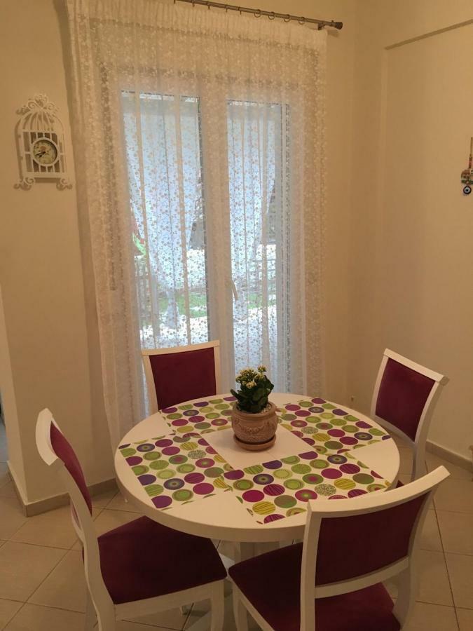 Appartamento Irina House Pefkohori Esterno foto