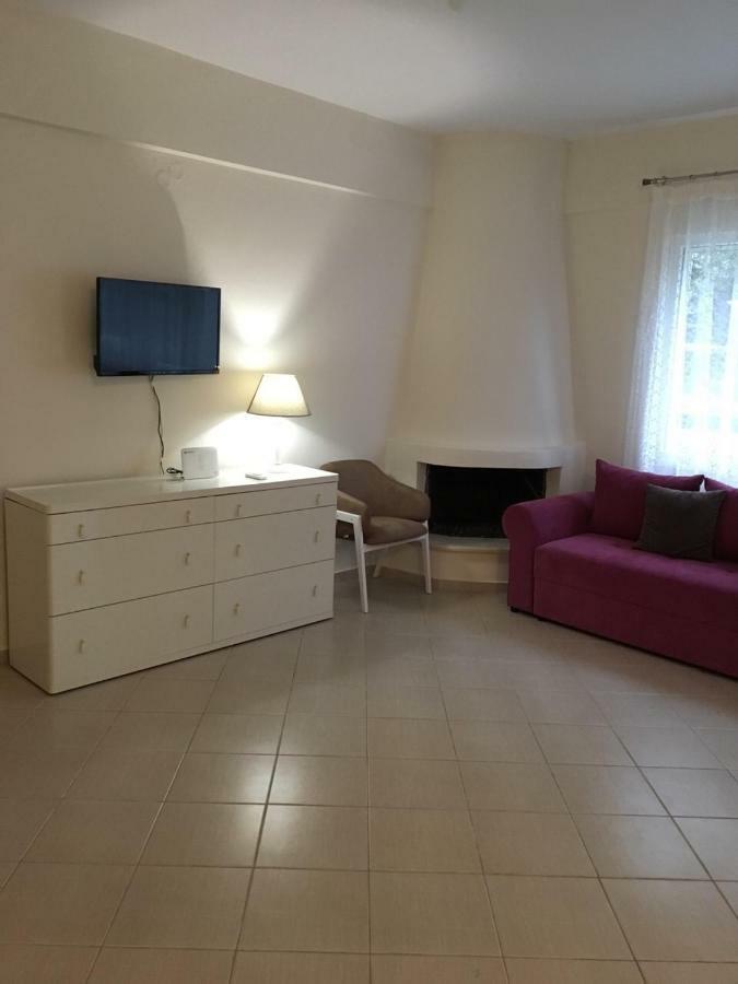 Appartamento Irina House Pefkohori Esterno foto